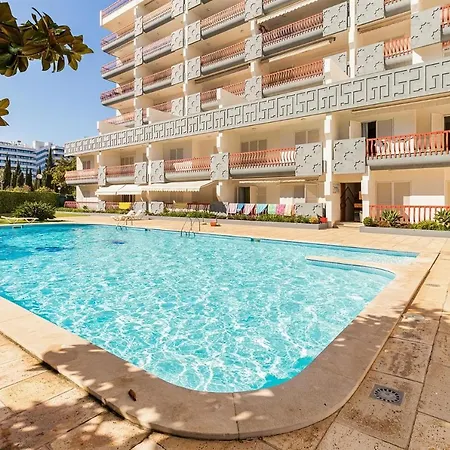 Marina, Av Tivoli Apartment