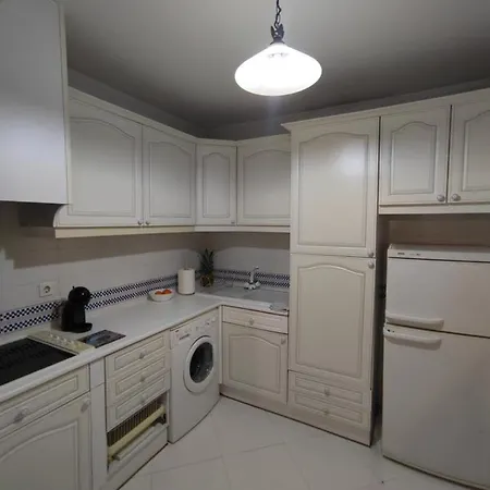 Marina, Av Tivoli * Vilamoura